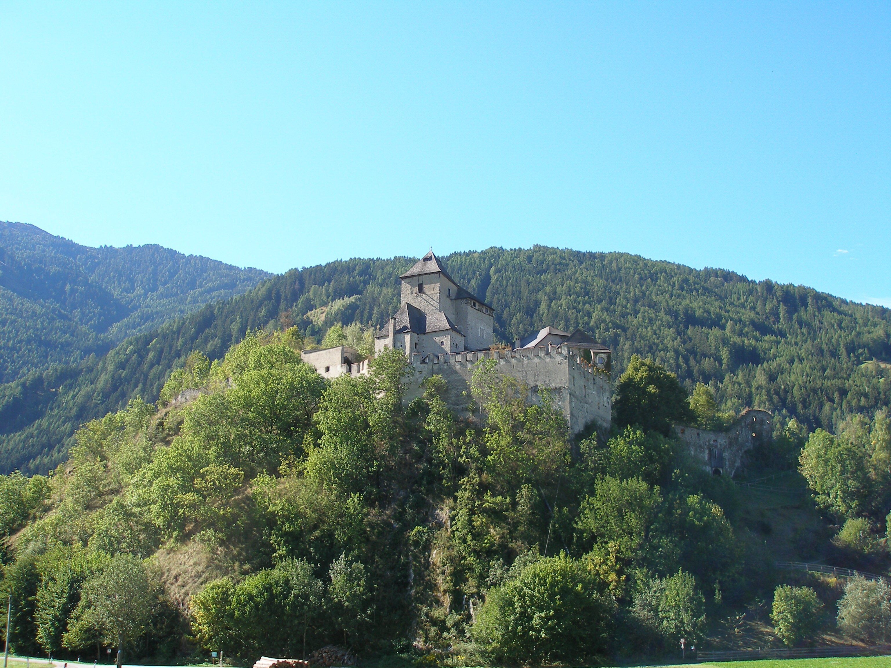 Bildet «Campo di Trens» tatt av Klaus Graf (CC BY-SA) / originalbilde beskjært