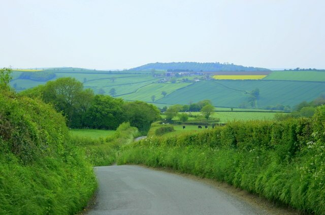 Kuva ”Englishcombe” käyttäjältä Maurice Pullin (CC BY-SA) / rajattu alkuperäisestä kuvasta