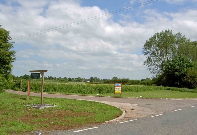 "Tytherington"-foto av Steve F (CC BY-SA) / Urklipp från original