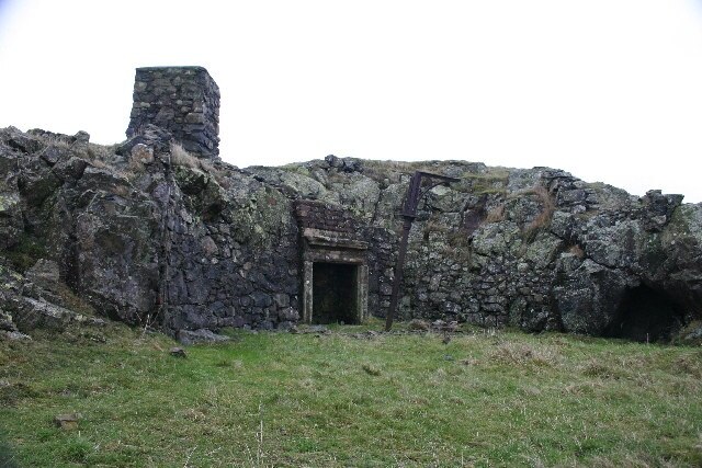 Foto "Bewaldeth and Snittlegarth" de Bob Jenkins (CC BY-SA) / Recortada do original