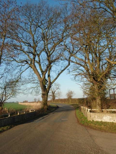 Foto “Upton and Coppingford” tomada por Michael Trolove (CC BY-SA); recorte de la original