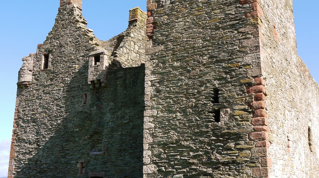 Foto „Lochranza Castle“ von Grazzer (page does not exist) (CC BY-SA)/zugeschnittenes Original
