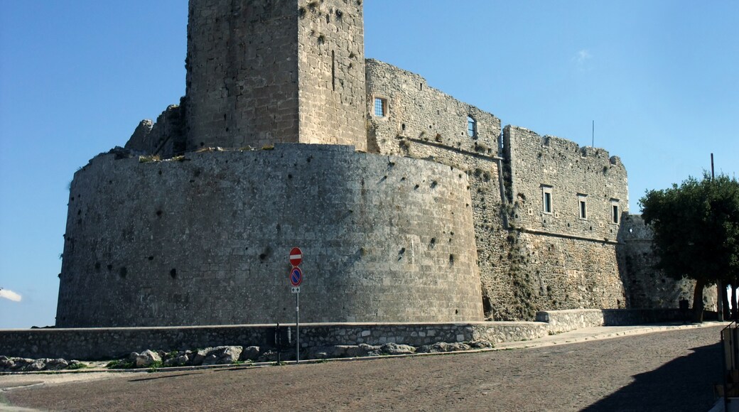 Castello di Monte Sant'Angelo, Monte Sant'Angelo, Apulien, Italien
