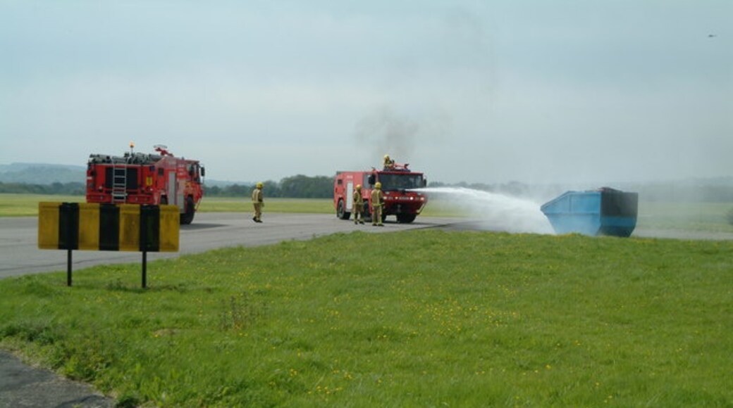 "Isle Abbotts"-foto av Mac Hawkins (CC BY-SA) / Urklipp från original