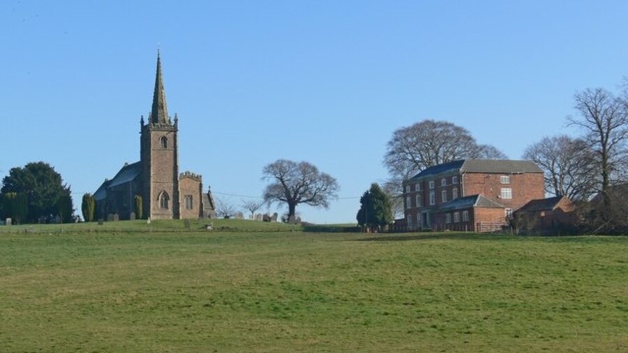 Photo "St Mary Magdalene Church and Peckleton Hall" by Mat Fascione (Creative Commons Attribution-Share Alike 2.0) / Cropped from original