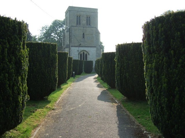 Photo "Cheddington" by Rob Farrow (CC BY-SA) / Cropped from original