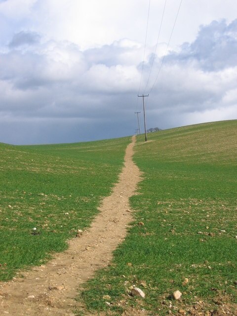 Photo "St Ippolyts" by Jo Hennessey (CC BY-SA) / Cropped from original