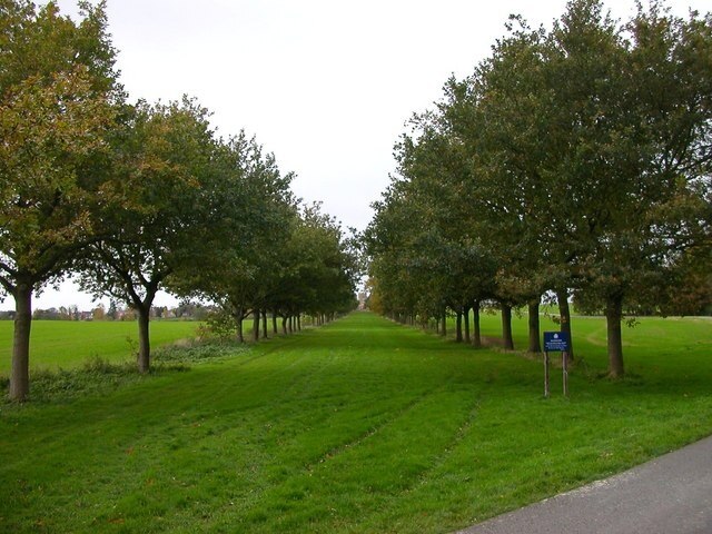 Kuva ”Althorp” käyttäjältä Ian Rob (CC BY-SA) / rajattu alkuperäisestä kuvasta