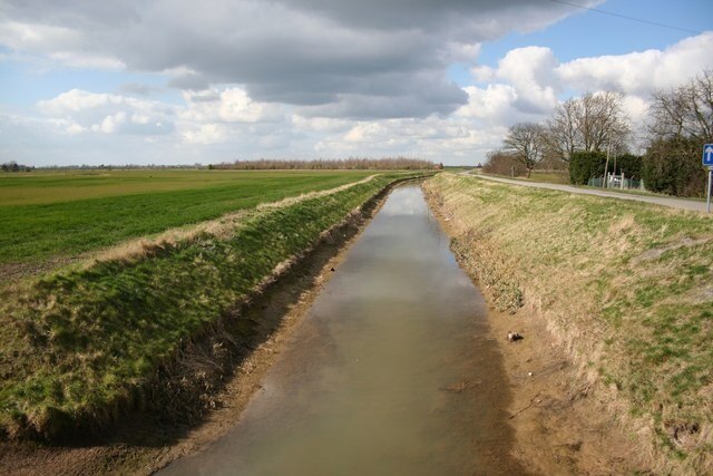 Foto "Langriville" por Richard Croft (CC BY-SA) / Recortada de la original