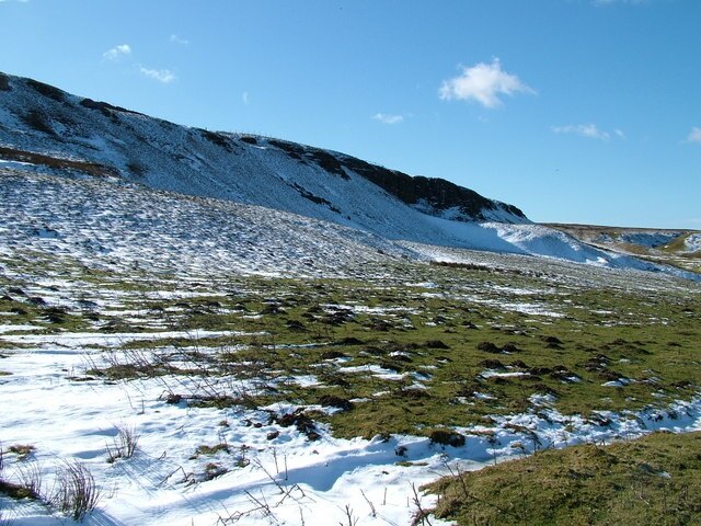 Foto “Scargill” tomada por David Brown (CC BY-SA); recorte de la original