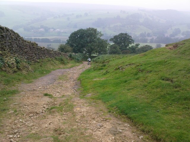 Foto “Fountains Earth” tomada por Matthew Hatton (CC BY-SA); recorte de la original