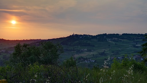 Foto “Montecalvo Versiggia” tomada por Terensky (CC BY); recorte de la original