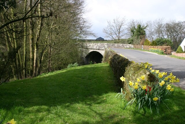 Foto “Askerton” tomada por Richard Dear (CC BY-SA); recorte de la original