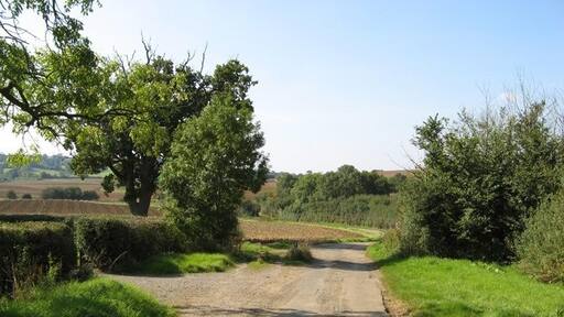 Foto „Preston Capes“ von Richard Smith (CC BY-SA)/zugeschnittenes Original