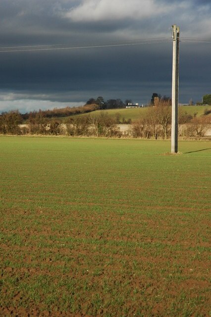 Foto “Little Comberton” tomada por Philip Halling (CC BY-SA); recorte de la original