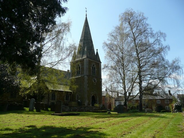 Foto “Abthorpe” tomada por Jonathan Billinger (CC BY-SA); recorte de la original