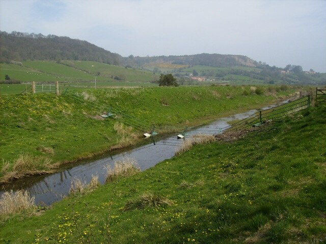 Foto “Suffield-cum-Everley” tomada por Phil Catterall (CC BY-SA); recorte de la original