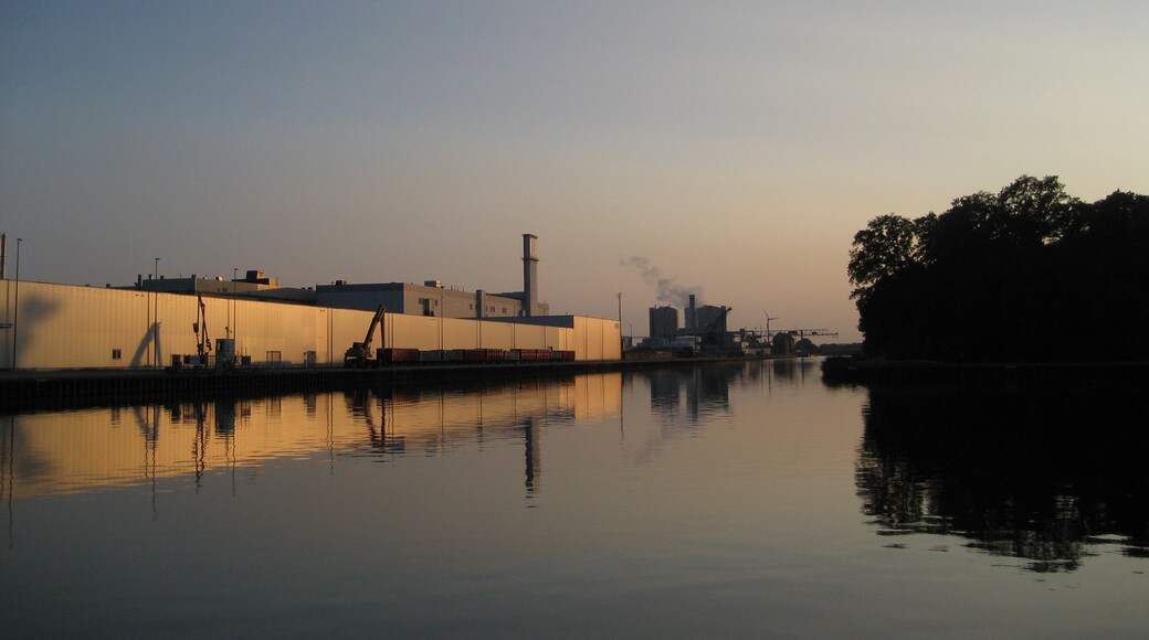 Foto „Nordhafen“ von Kl Aas (CC BY)/zugeschnittenes Original