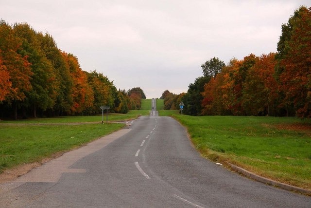 Foto „Radclive-cum-Chackmore“ von Steve Daniels (CC BY-SA)/zugeschnittenes Original