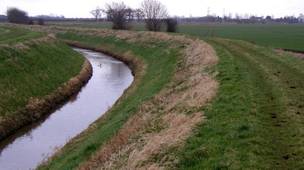 Photo "Wawne" by Andy Beecroft (CC BY-SA) / Cropped from original