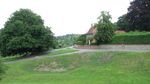 Foto „Shotesham“ von Evelyn Simak (CC BY-SA)/zugeschnittenes Original