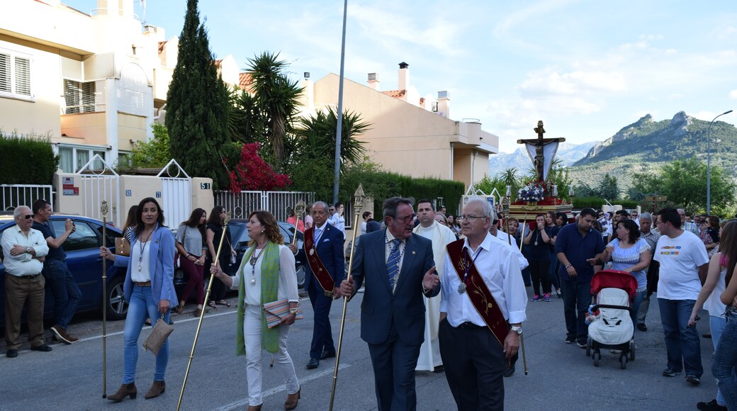 Procesión de la romería del Cristo del Arroz 2017, entrando al barrio de La Glorieta por la carretera de Jabalcuz