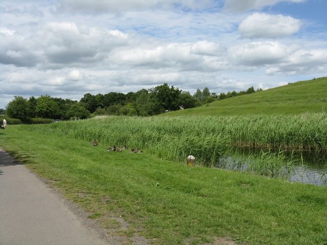 Foto “North Claines” tomada por Whatlep (CC BY-SA); recorte de la original