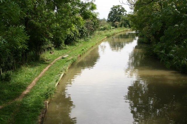 Foto “Grafton Regis” tomada por Richard Croft (CC BY-SA); recorte de la original