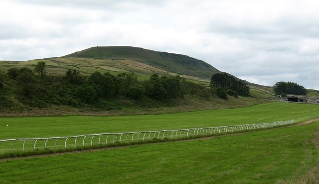 Middleham High Moor gallops The view across the gallops towards Penhill. All is quiet here at lunchtime on a summer day, but come this way in the early morning and there will be the thunder of hooves as the racehorses gallop by.