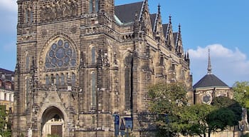 Neugotische Peterskirche am Schletterplatz in Leipzig–Zentrum-Süd