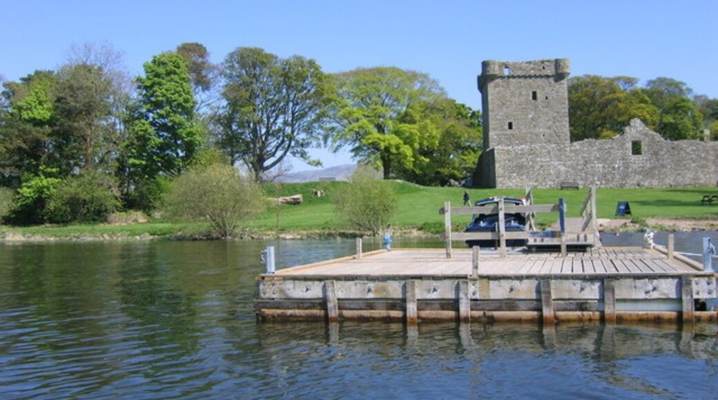 "Loch Leven Castle"-foto av John Proctor (CC BY-SA) / Urklipp från original