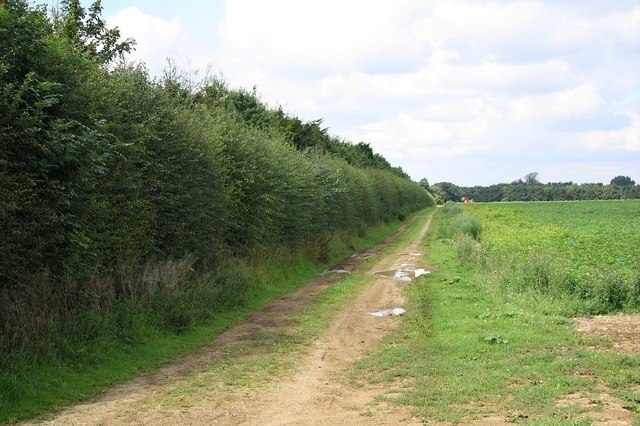 Photo "Branston and Mere" by Richard Croft (CC BY-SA) / Cropped from original