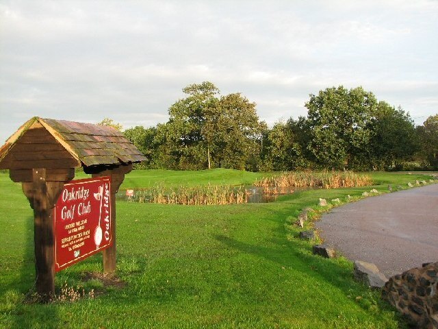 Oakridge Golf Course, Ansley. One of 5-6 golf courses within a 10-15 minute drive of Arley. Apparently this course is quite challenging for new players but we like a challenge! Contact 01676 541389 if you want to play around.