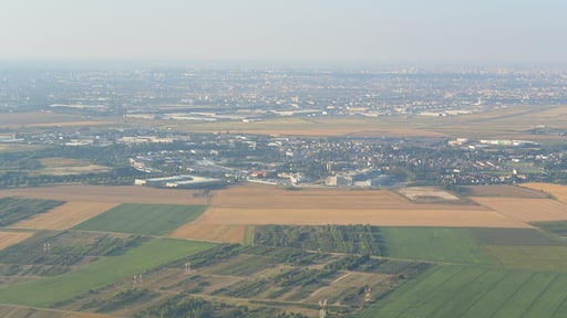 Photo "Goussainville" by flightlog (CC BY) / Cropped from original