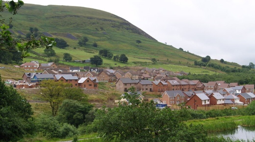 Photo "Blaina" by andy dolman (CC BY-SA) / Cropped from original