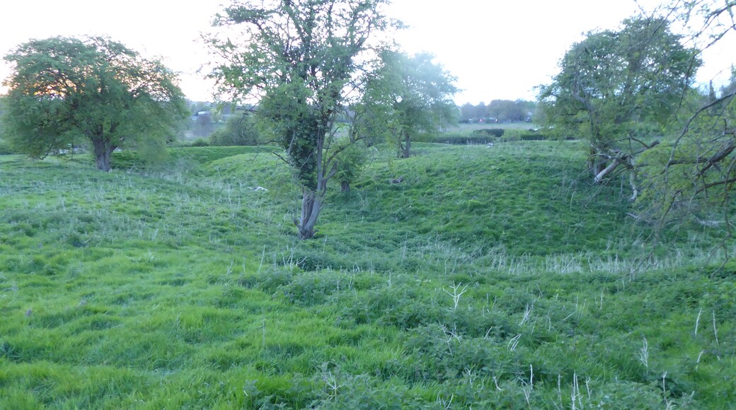 Foto „Barton Seagrave“ von Dudley Miles (CC BY-SA)/zugeschnittenes Original