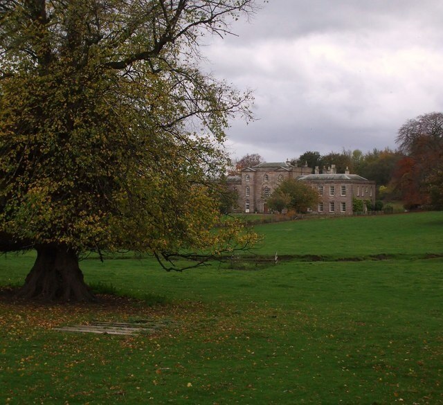 "Brough med St. Giles"-foto av Matthew Hatton (CC BY-SA) / Urklipp från original