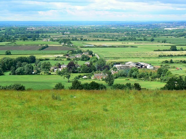 Elcombe, near Wroughton, Swindon. Taken during a 'sunny spell' in June. When it wasn't raining the air was remarkably clear. Compare with 300572 taken in the middle of winter.