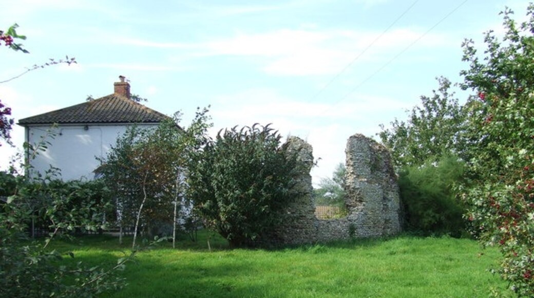 Foto "Knodishall" por Keith Evans (CC BY-SA) / Recortada de la original