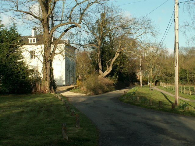 "Stapleford"-foto av Robert Edwards (CC BY-SA) / Urklipp från original
