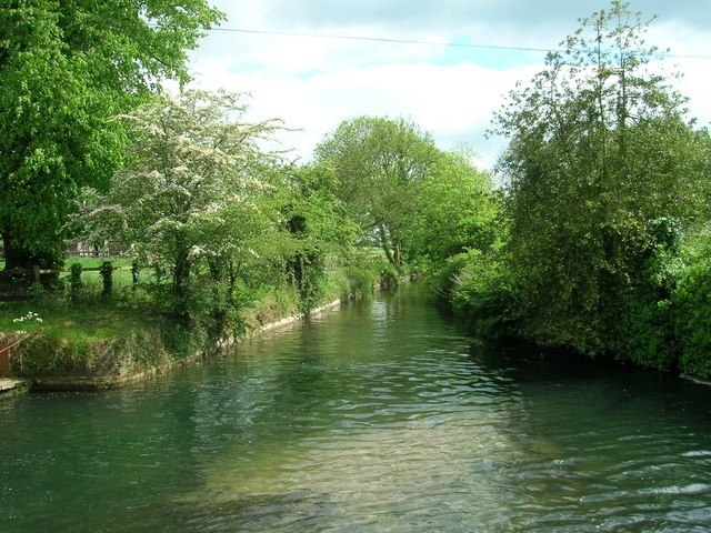 Foto “Foston” tomada por Steve Brown (CC BY-SA); recorte de la original