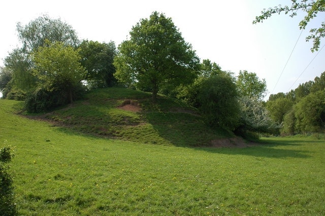 "Oxenhall"-foto av Philip Halling (CC BY-SA) / Urklipp från original
