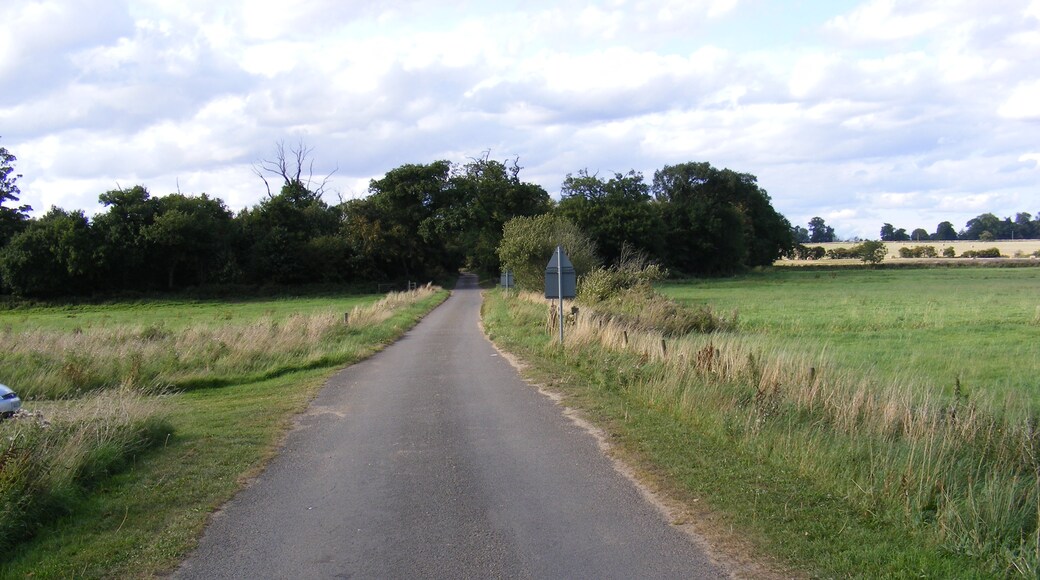 "Little Glemham"-foto av Adrian Cable (CC BY-SA) / Urklipp från original