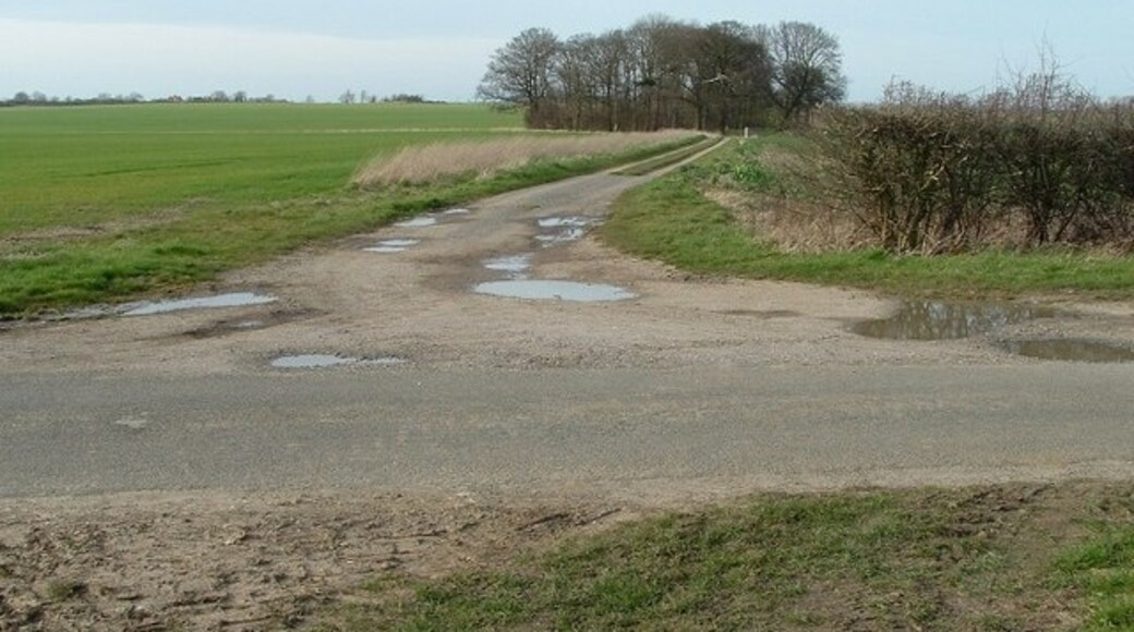 Photo "Threekingham" by Donnylad (CC BY-SA) / Cropped from original