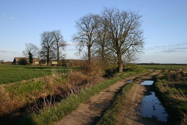 Kuva ”Poslingford” käyttäjältä Bob Jones (CC BY-SA) / rajattu alkuperäisestä kuvasta