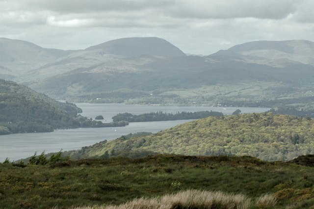 Foto „Cartmel Fell“ von Colin Haywood-Gray (CC BY-SA)/zugeschnittenes Original