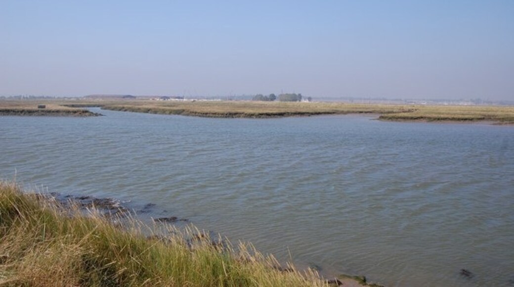 Photo "Paglesham" by Trevor Harris (CC BY-SA) / Cropped from original