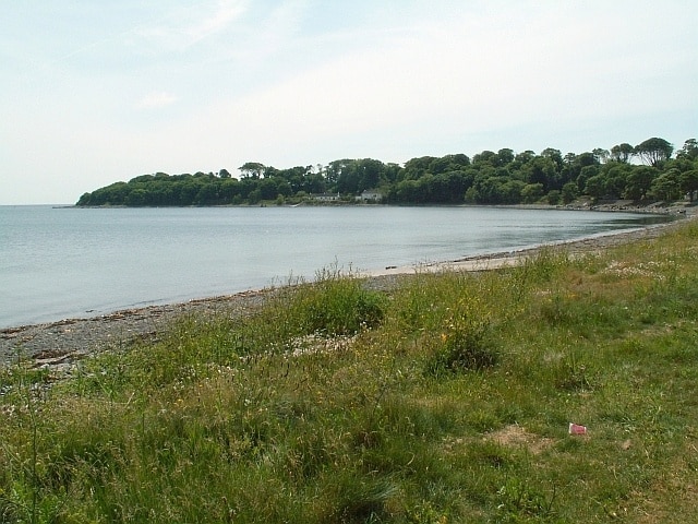 Chapel Rossan Bay One of several easily accessible beaches on the east side of the South Rhins peninsula.