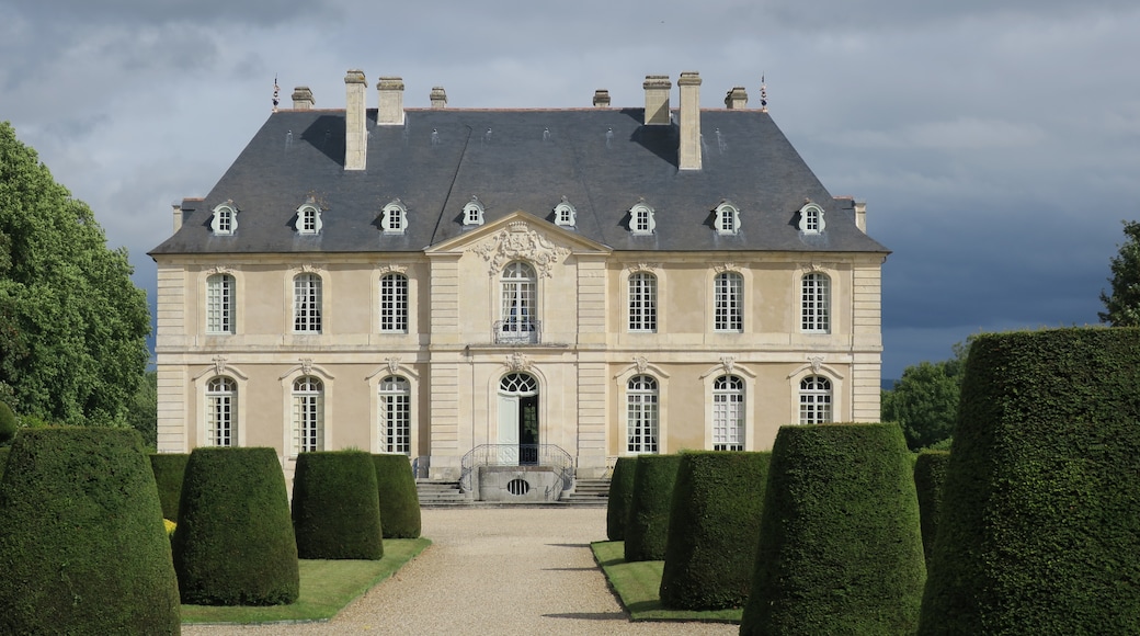 Foto ‘Château de Vendeuvre’ van 13okouran (CC BY-SA) / bijgesneden versie van origineel