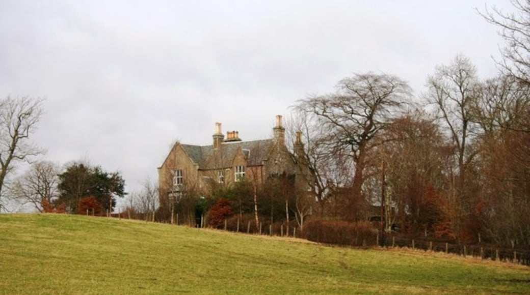 Photo "Hatton of Fintray" by Andrew Wood (CC BY-SA) / Cropped from original